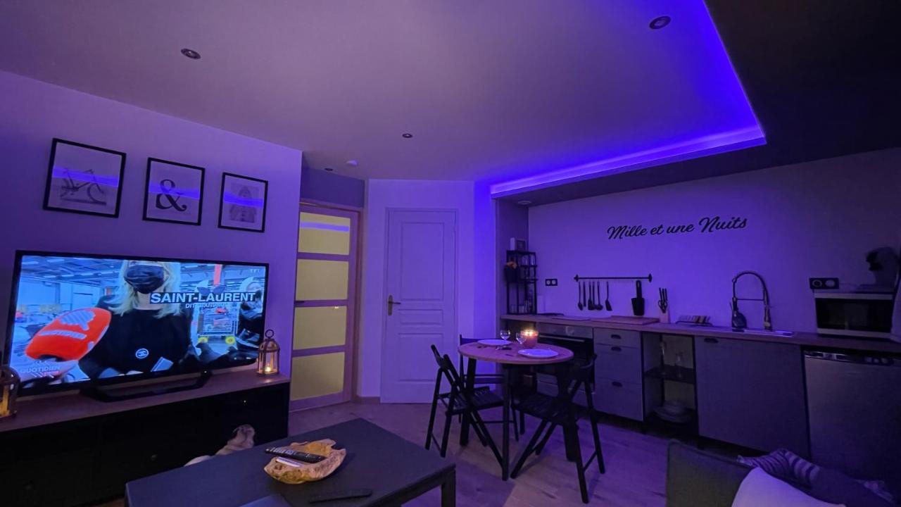Mille Et Une Nuit, Appartement Classe 3 Etoiles En Rdc Avec Exterieur Et Parking Dole Kültér fotó