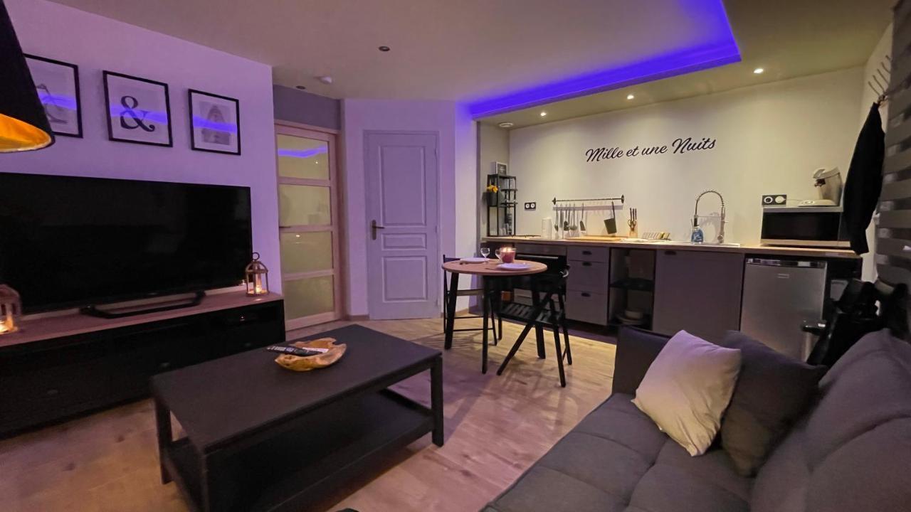 Mille Et Une Nuit, Appartement Classe 3 Etoiles En Rdc Avec Exterieur Et Parking Dole Kültér fotó