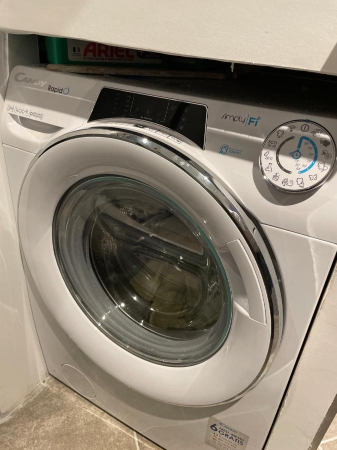 Mille Et Une Nuit, Appartement Classe 3 Etoiles En Rdc Avec Exterieur Et Parking Dole Kültér fotó